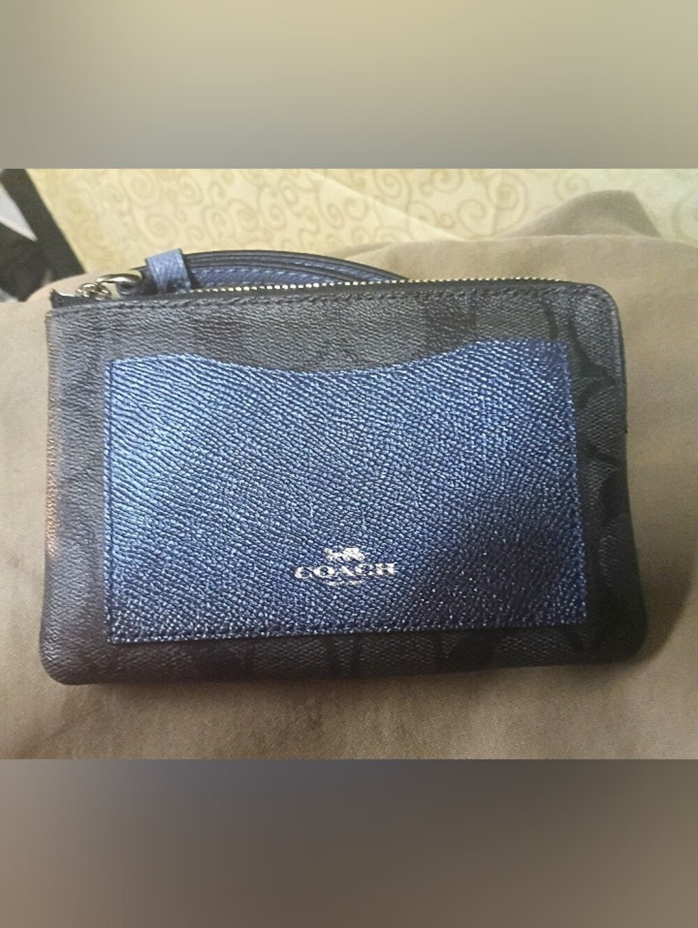 Coach Cute Little Wristlet